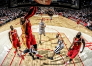 开云体育入口-橙色郁金香的凋零，乌克兰足球的崛起与马丁内利在F1赛场的统治性接管