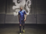 开云在线赛事平台-美网横扫拉沃尔杯，蒂姆扛起全队，欧洲红土之王的硬地涅槃